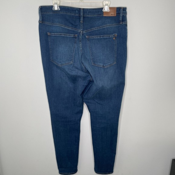 Madewell Curvy Roadtripper Dark Wash Skinny Jeans Womens 32 AN314 Whiskering - Picture 4 of 12